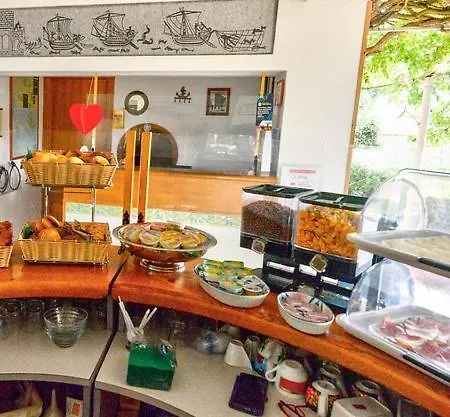 Vela Velo Club Hotel 3*